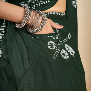 Ready To Wear Dark Green Pure Cotton Printed Saree With Pocket