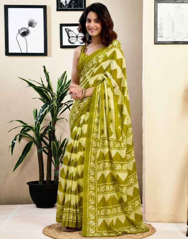 Ready To Wear Green Pure Cotton Geometric Printed Saree With Pocket