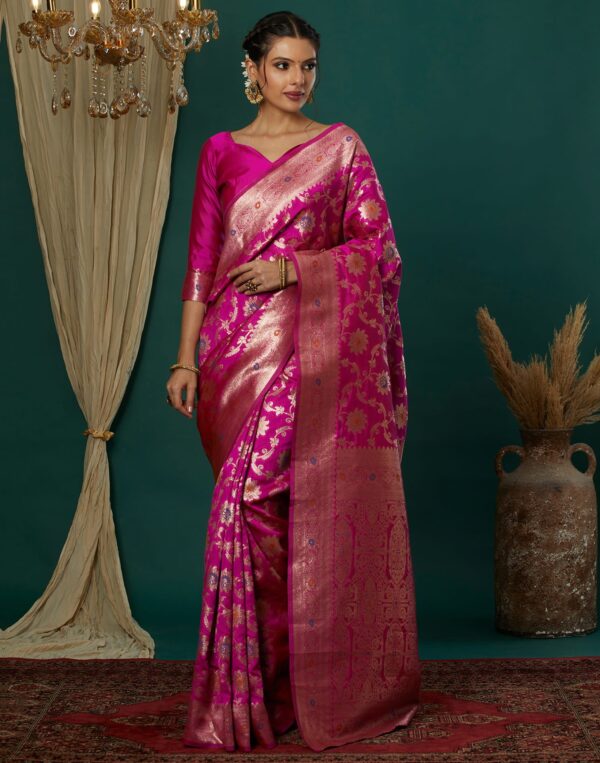 Pink Silk Blend Woven Banarasi Saree
